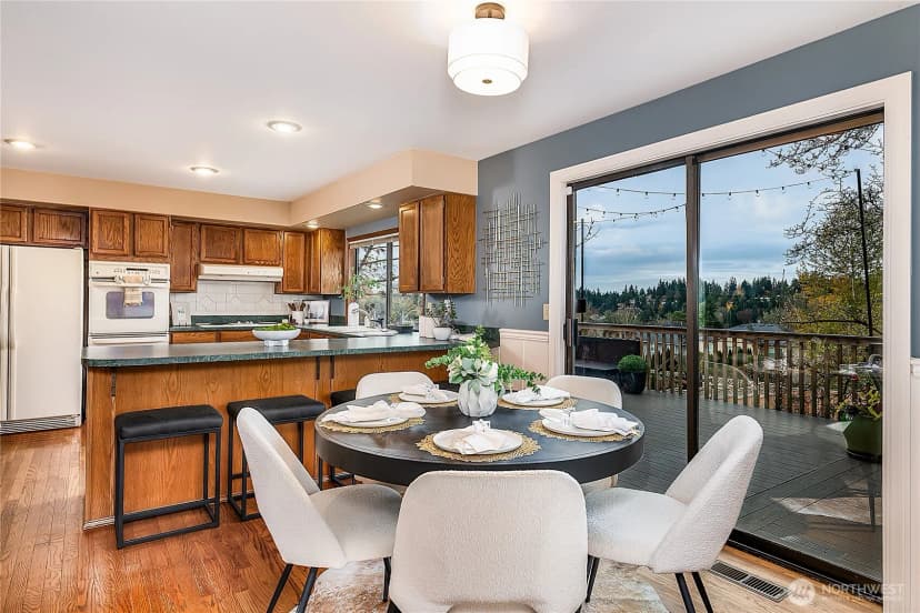 Property photo for 1809 136th Place Se, Bellevue photo 8