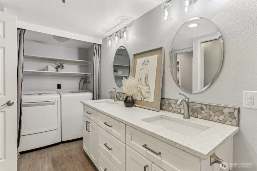 Property photo for 1100 Harrington Ave Ne #306, Renton photo 14