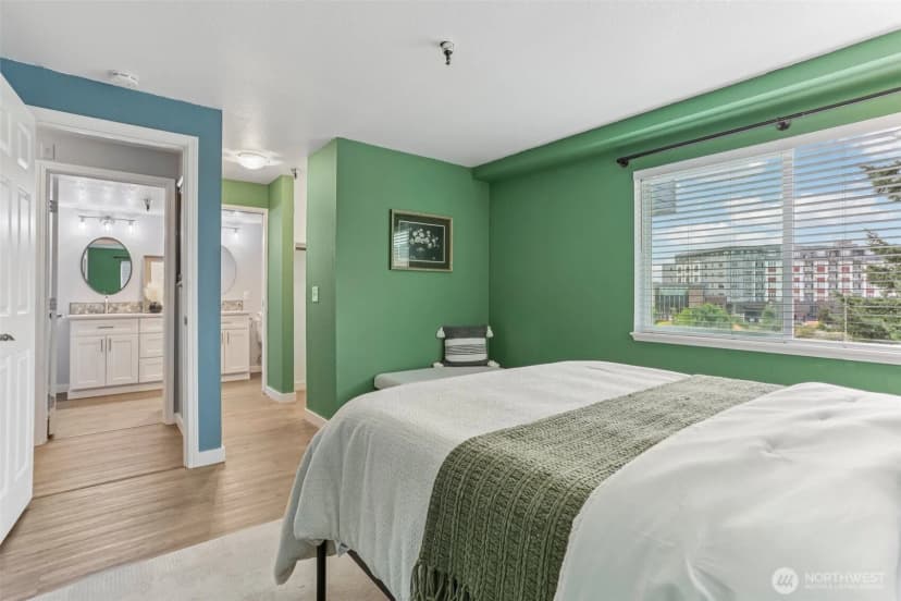 Property photo for 1100 Harrington Ave Ne #306, Renton photo 11