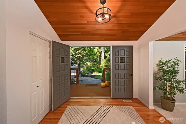 Property photo for 21829 Ne 154th Street, Woodinville photo 4