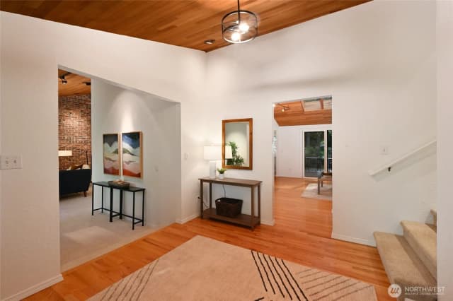 Property photo for 21829 Ne 154th Street, Woodinville photo 5