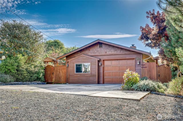 Property photo for 1815 Lawrence Street, Port Townsend