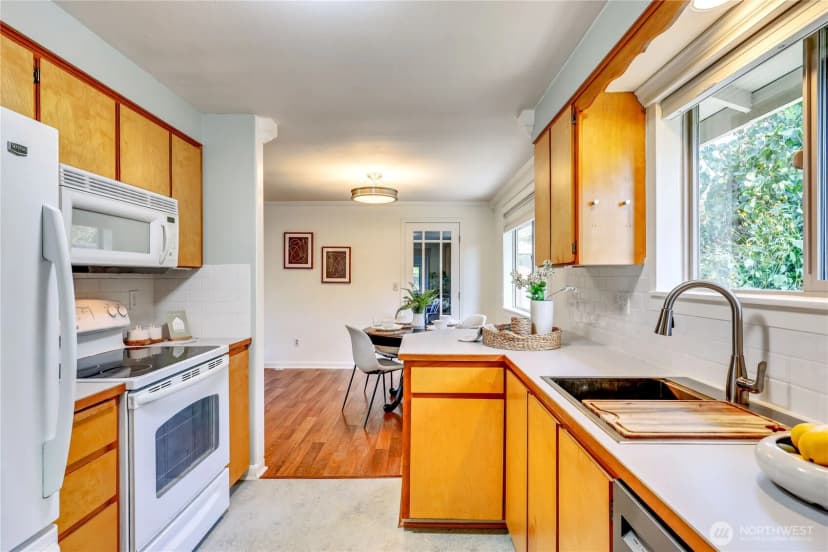 Property photo for 1815 Lawrence Street, Port Townsend photo 21