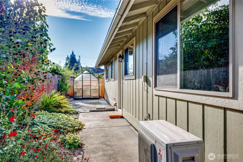 Property photo for 1815 Lawrence Street, Port Townsend photo 35