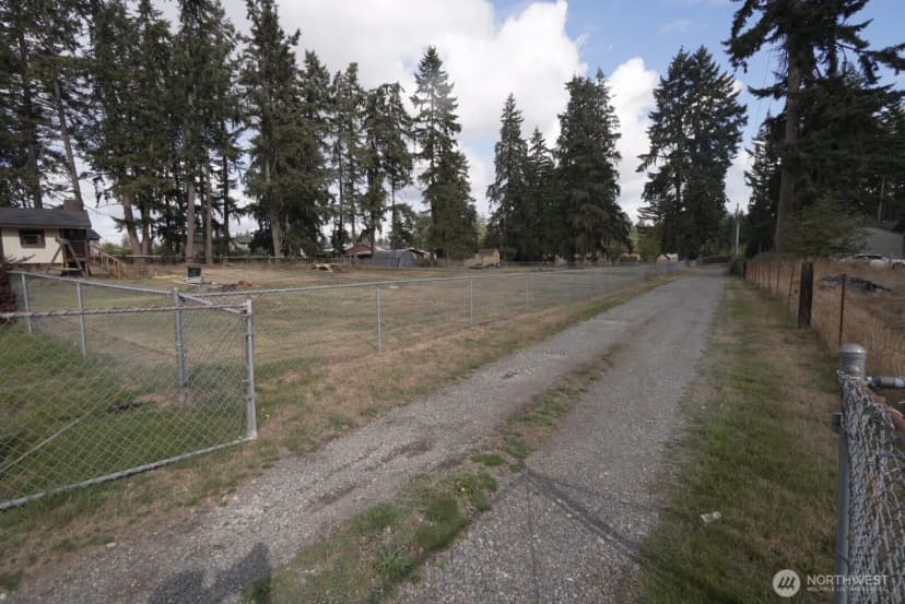 Property photo for 20520 50th Avenue E, Spanaway photo 29