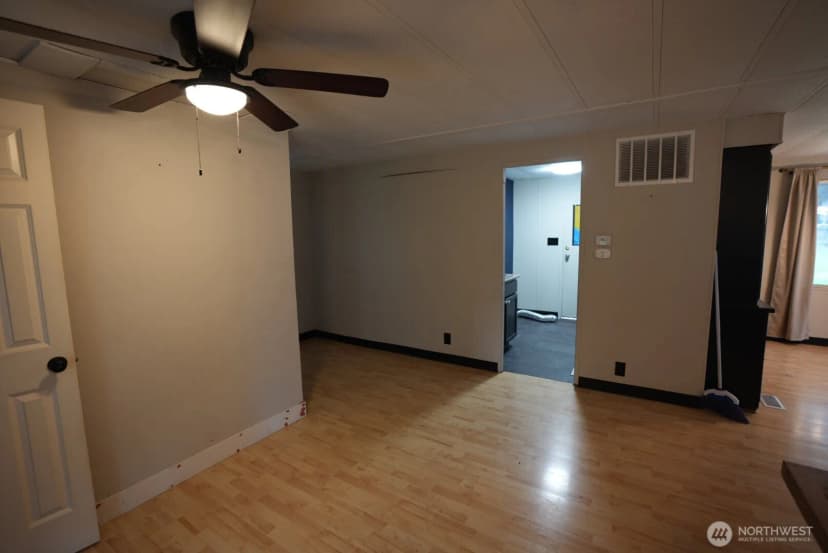 Property photo for 20520 50th Avenue E, Spanaway photo 9