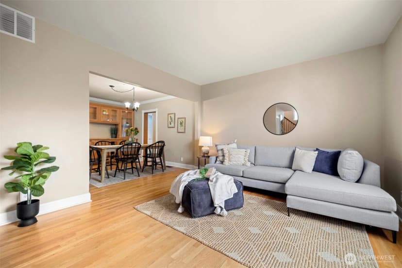 Property photo for 1342 Franklin St, Bellingham photo 6