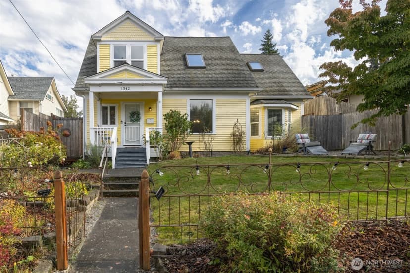 Property photo for 1342 Franklin St, Bellingham