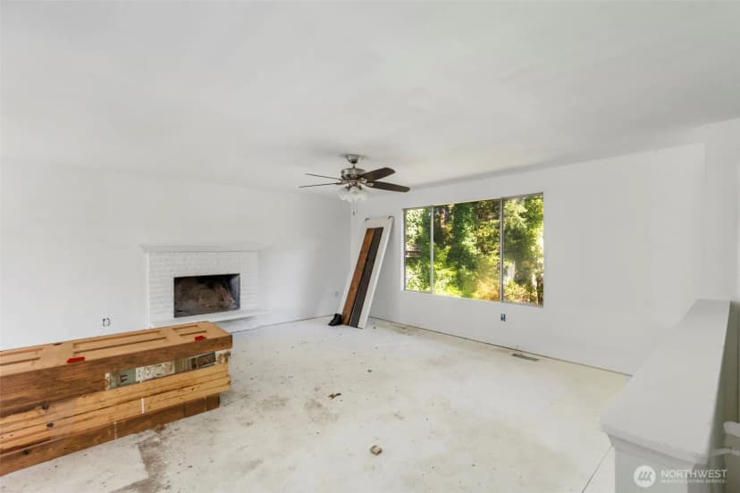 Property photo for 7545 Old Military Road Ne, Bremerton photo 9