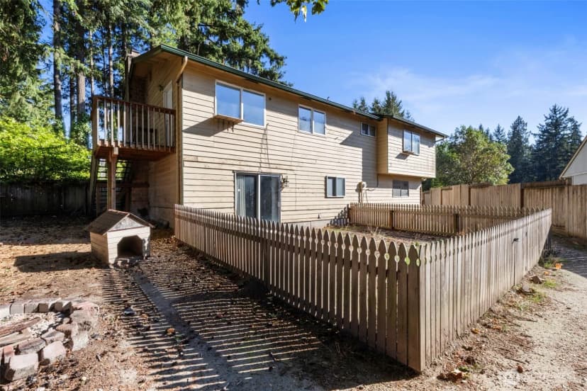 Property photo for 7545 Old Military Road Ne, Bremerton photo 24