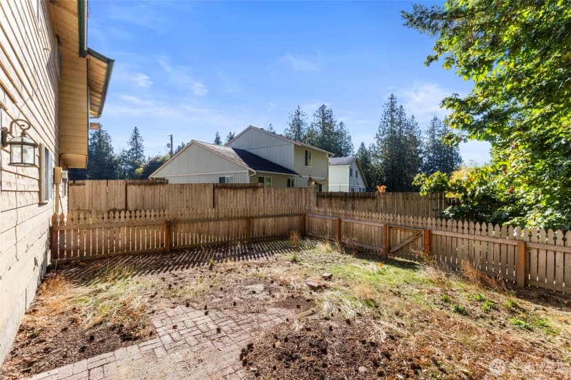 Property photo for 7545 Old Military Road Ne, Bremerton photo 21
