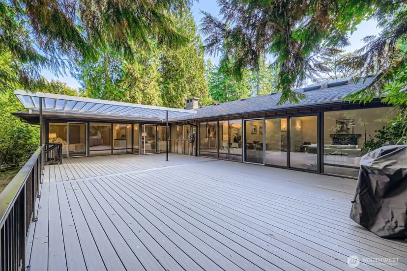 Property photo for 12862 Ne 10th Place, Bellevue photo 31