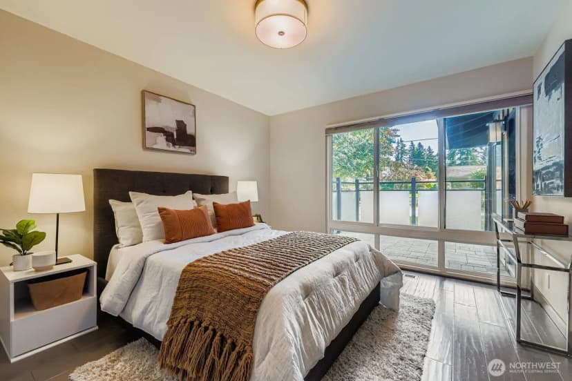 Property photo for 12862 Ne 10th Place, Bellevue photo 27