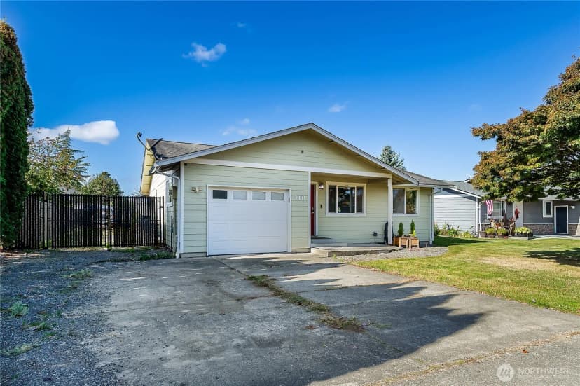 Property photo for 310 Johnson Street, Enumclaw photo 32