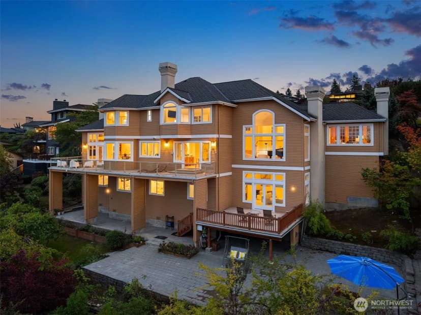 Property photo for 8726 Paisley Drive Ne, Seattle photo 37