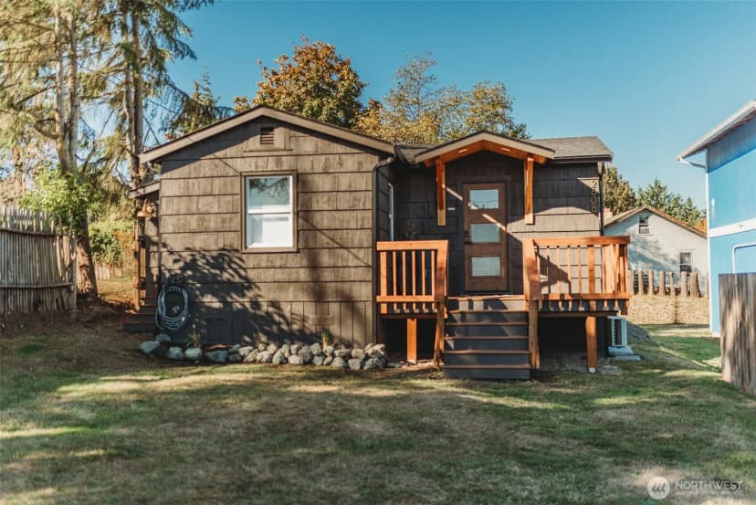 Property photo for 2608 S Washington Street, Port Angeles