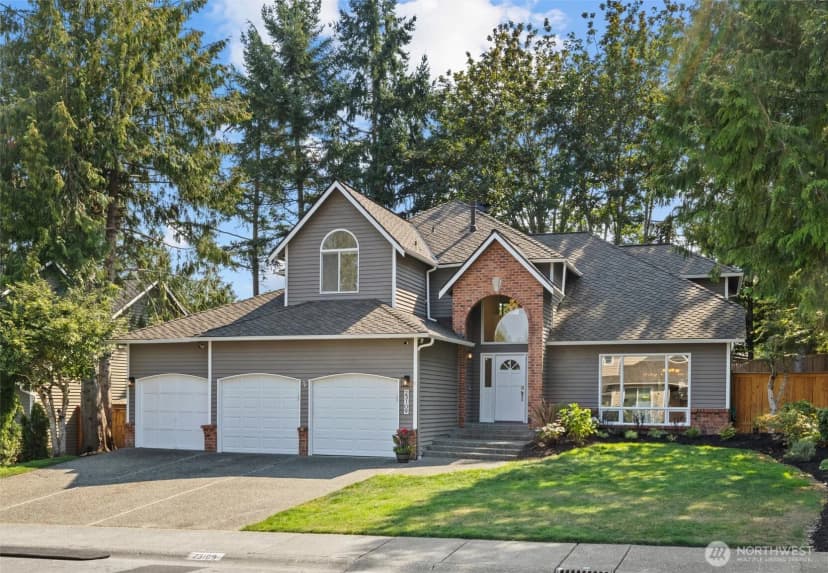 Property photo for 23109 Ne 18th Place, Sammamish