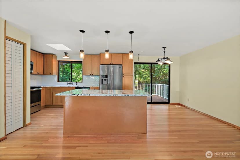 Property photo for 1080 Ridgewood Circle Sw, Issaquah photo 12