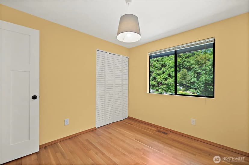 Property photo for 1080 Ridgewood Circle Sw, Issaquah photo 17