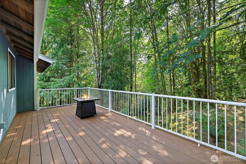 Property photo for 1080 Ridgewood Circle Sw, Issaquah photo 26