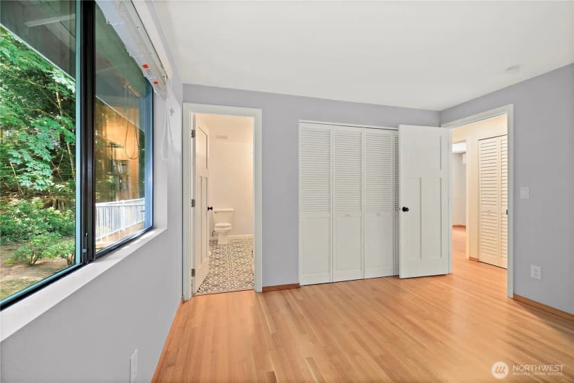 Property photo for 1080 Ridgewood Circle Sw, Issaquah photo 15