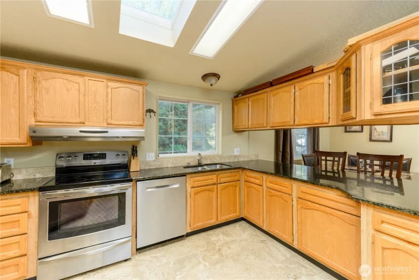 Property photo for 1317 Crescent Beach Road, Port Angeles photo 10