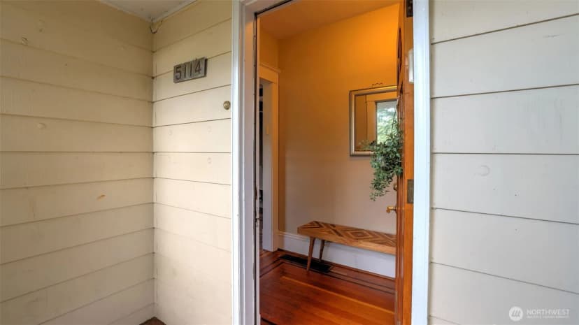 Property photo for 5114 S Morgan Street, Seattle photo 2
