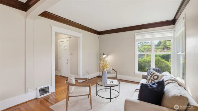 Property photo for 5114 S Morgan Street, Seattle photo 3