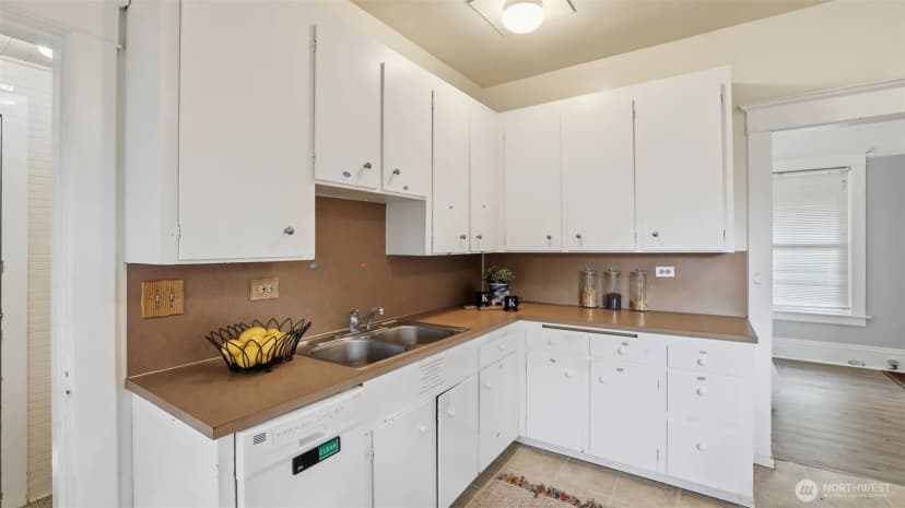 Property photo for 5114 S Morgan Street, Seattle photo 9