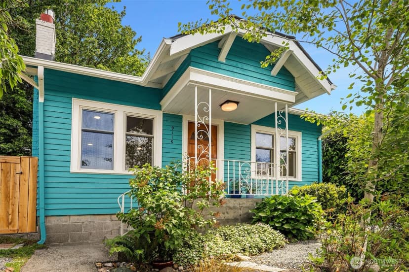 Property photo for 9116 23rd Avenue Ne, Seattle photo 2