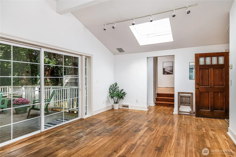 Property photo for 9521 25th Avenue Nw, Seattle photo 16