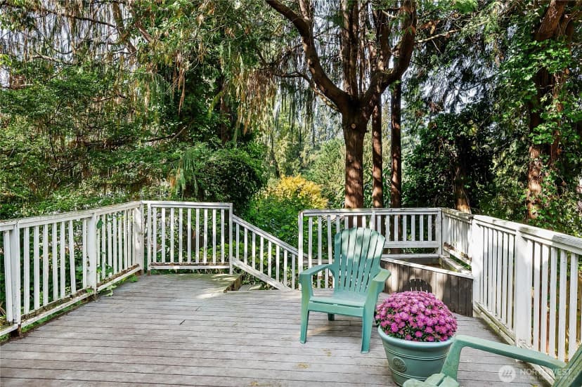 Property photo for 9521 25th Avenue Nw, Seattle photo 17