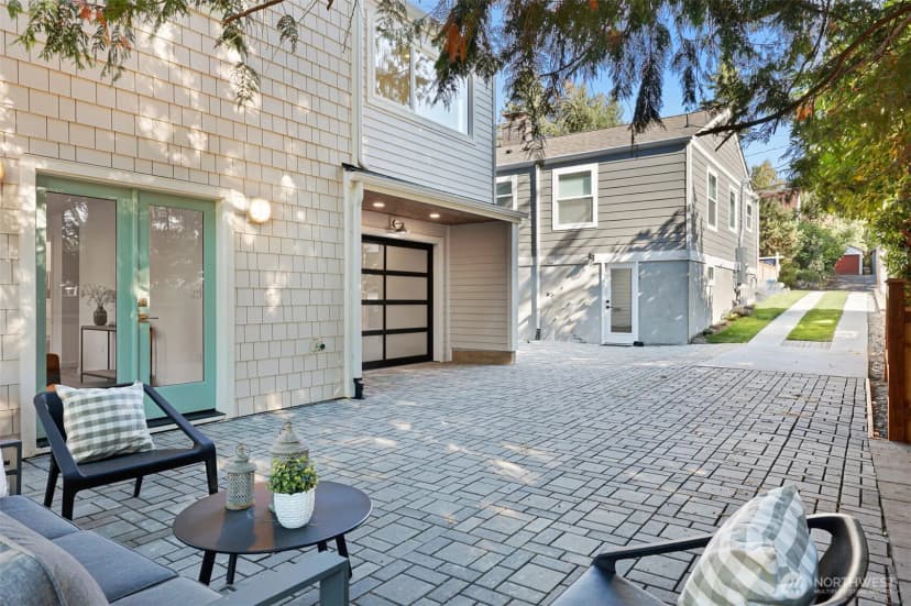 Property photo for 8809 12th Avenue Ne, Seattle photo 19