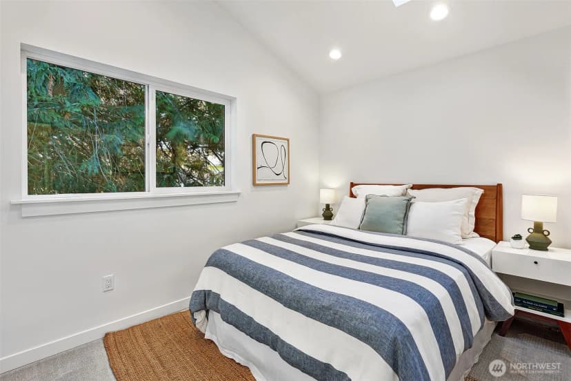 Property photo for 8809 12th Avenue Ne, Seattle photo 14