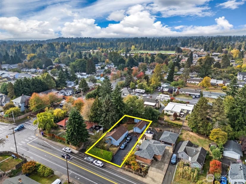 Property photo for 12647 24th Avenue S, Seattle photo 25