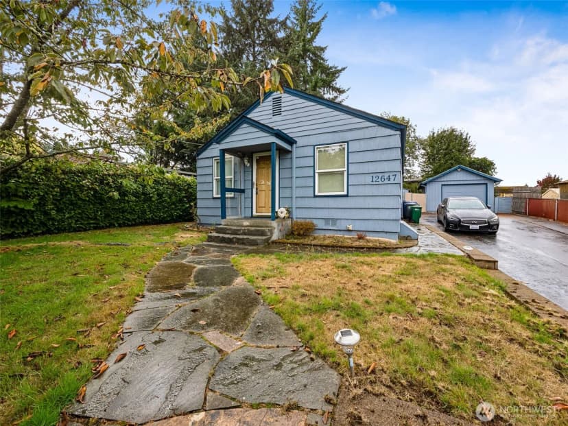 Property photo for 12647 24th Avenue S, Seattle photo 21
