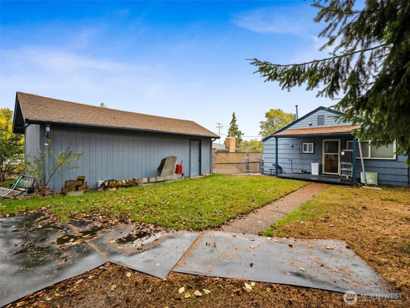Property photo for 12647 24th Avenue S, Seattle photo 19