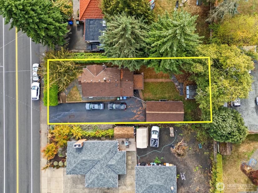 Property photo for 12647 24th Avenue S, Seattle photo 23
