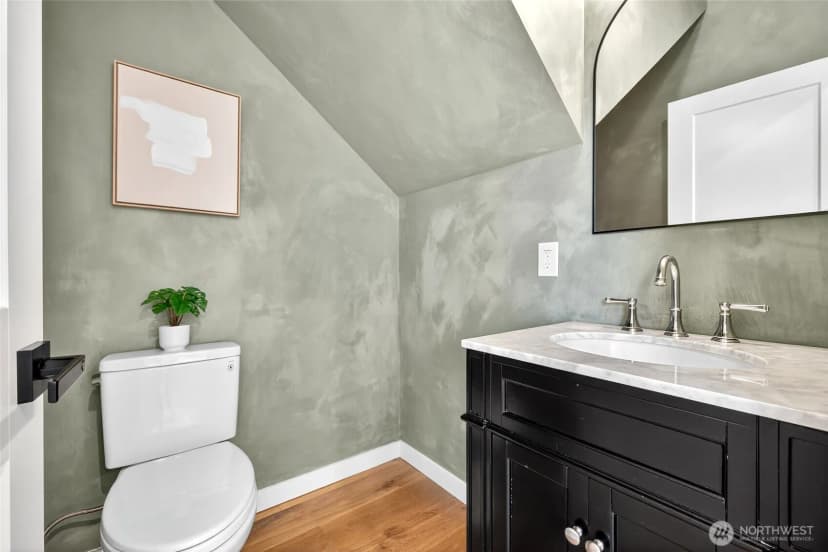 Property photo for 3808 36th Avenue Sw, Seattle photo 10