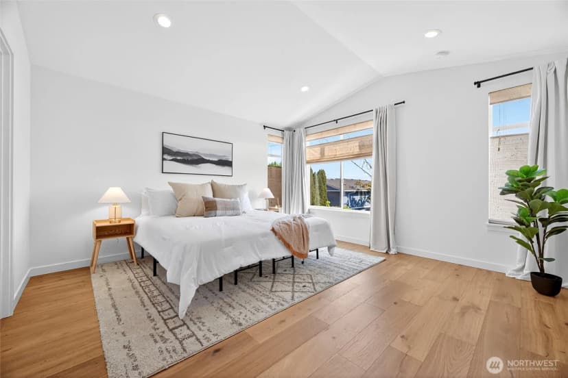 Property photo for 3808 36th Avenue Sw, Seattle photo 11