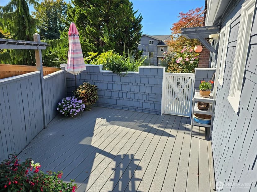 Property photo for 2822 Prosch Avenue W, Seattle photo 7