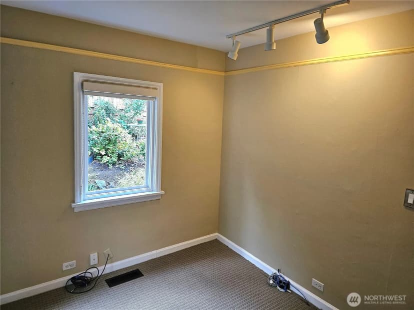 Property photo for 2822 Prosch Avenue W, Seattle photo 26