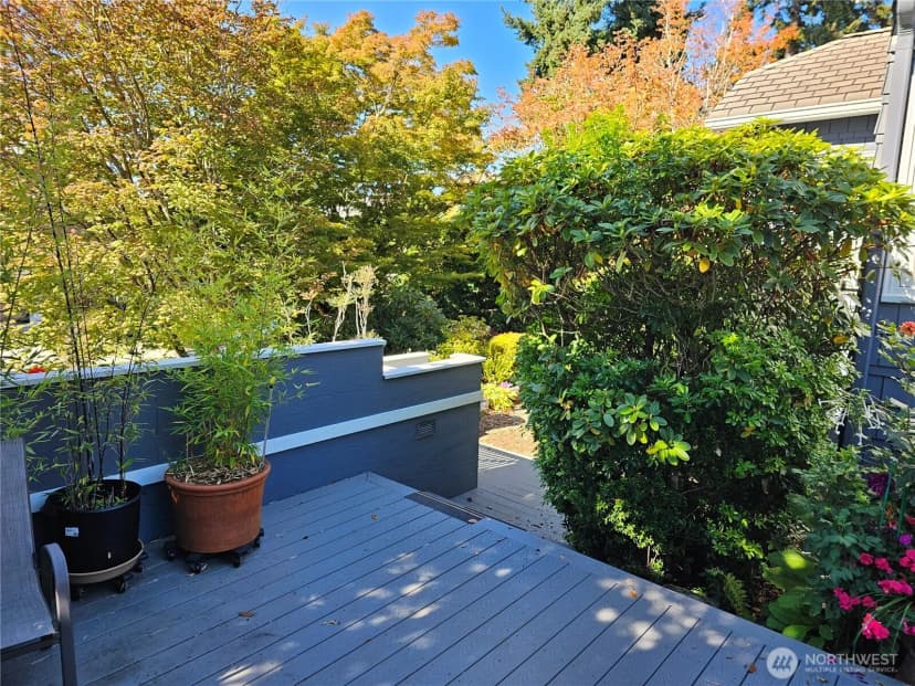 Property photo for 2822 Prosch Avenue W, Seattle photo 4