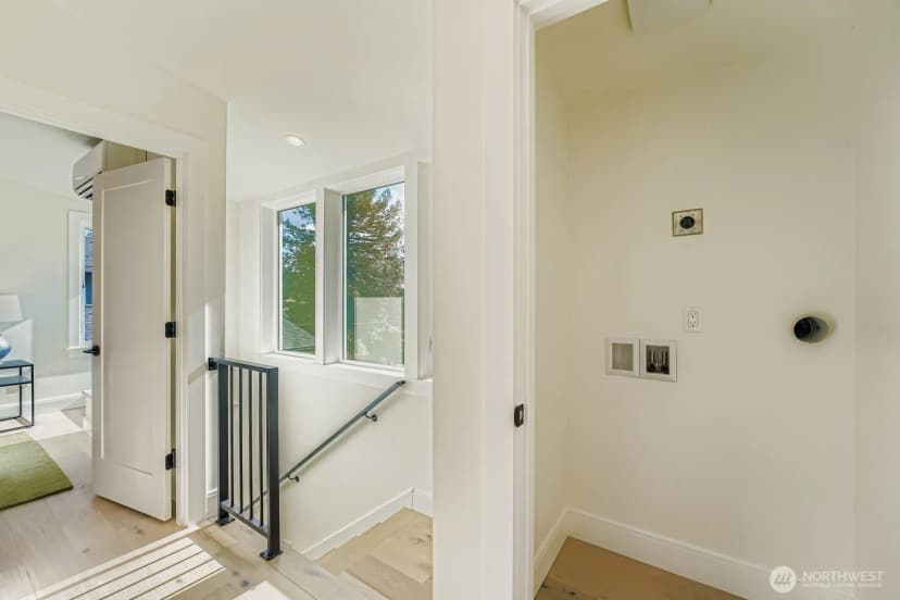 Property photo for 8800 41st Avenue Sw, Seattle photo 25