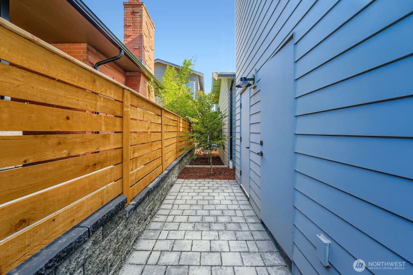 Property photo for 8800 41st Avenue Sw, Seattle photo 26