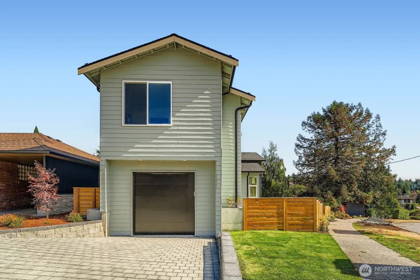 Property photo for 8800 41st Avenue Sw, Seattle photo 27
