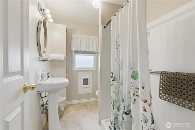 Property photo for 57910 Spokane Boulevard, Grand Coulee photo 19