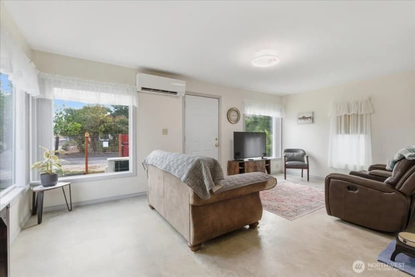 Property photo for 57910 Spokane Boulevard, Grand Coulee photo 5