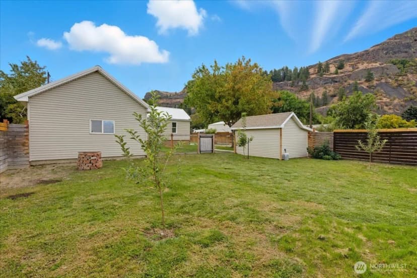 Property photo for 57910 Spokane Boulevard, Grand Coulee photo 29