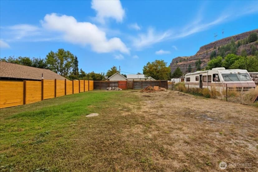 Property photo for 57910 Spokane Boulevard, Grand Coulee photo 32
